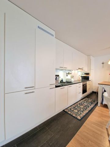 "Wunderschöne Wohnung mit Balkon Nähe Bahnhof Wiedikon" - Foto 2