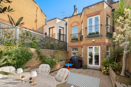 5 bedroom mews to rent - Photo 5