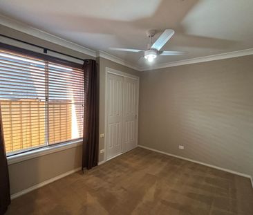 COMFORTABLE FOUR BEDROOM FAMILY HOME - Photo 2