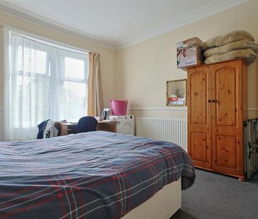 3 bedroom Flat to rent in Beaconsfield Street, Arthurs Hill, Newcas... - Photo 4