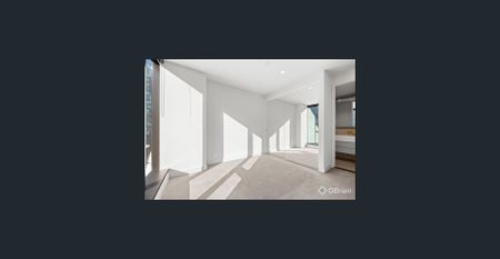 Showpiece in Paragon Tower. - Photo 3