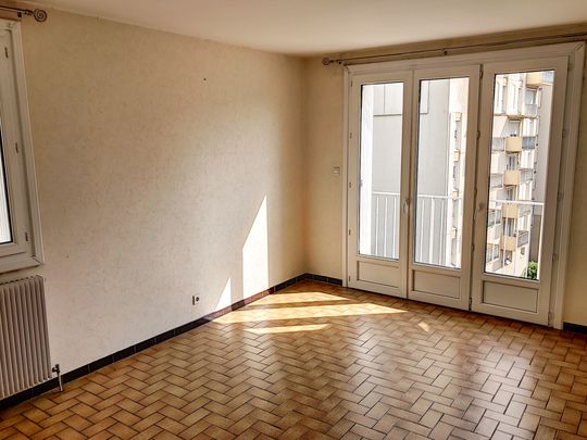 Location Appartement 3 pièces 74m² ANNONAY 07100 - Photo 1