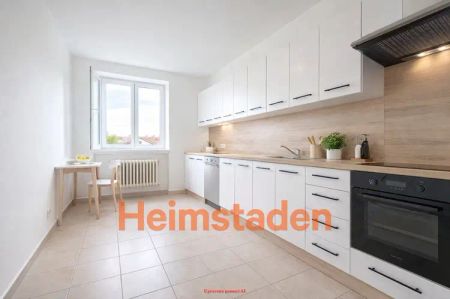 Pronájem bytu 2+1 56 m - Fotografie 3