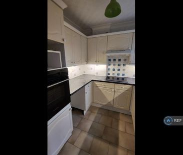 2 bedroom end of terrace house to rent - Photo 1