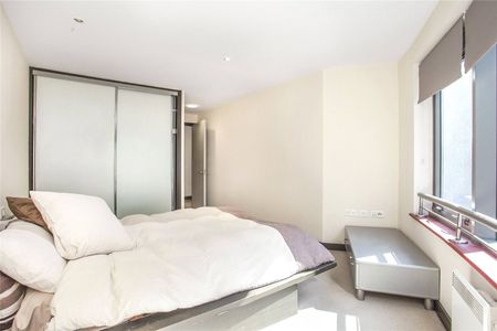 Garden Walk, London, EC2A 3EW - Photo 3