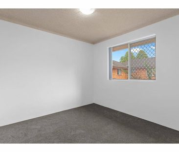 Two bedroom unit - Photo 3
