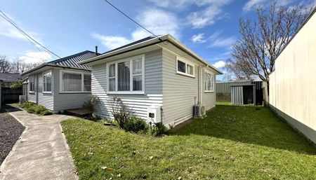 4 Bedroom Home in Trentham - Photo 5