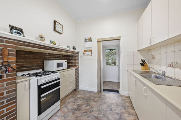 705a Sebastopol Street, Redan - Photo 1