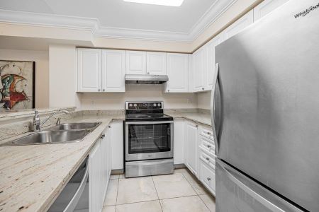 For Lease - 5 Emerald Lane Unit# 204, Vaughan, Ontario - Photo 4