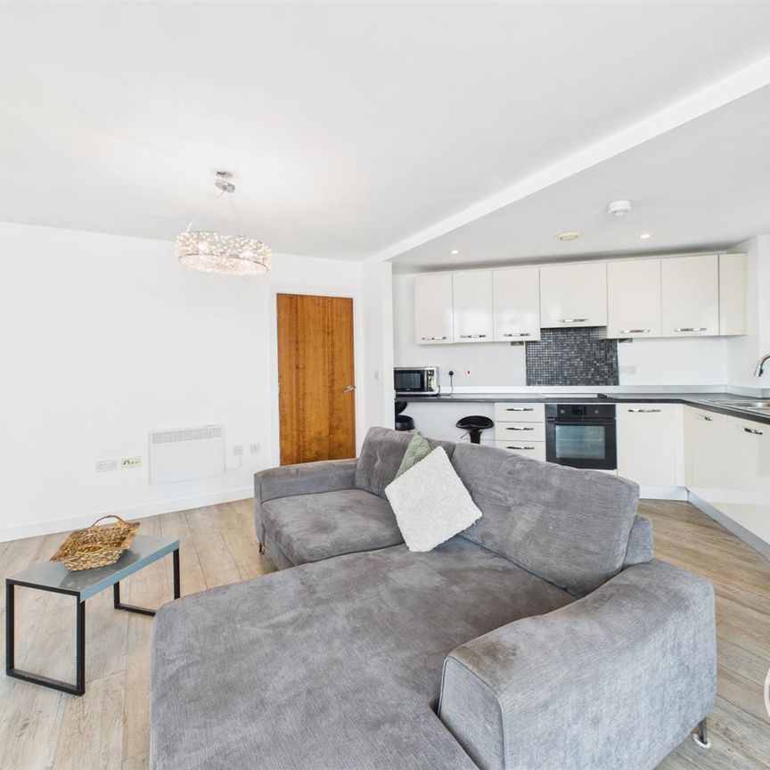 Skyline, St. Peters Street, Leeds - Photo 1