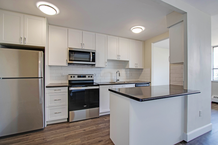 2801 Jane Street - Photo 2