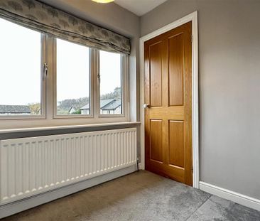 4 bedroom detached house to rent - Photo 1