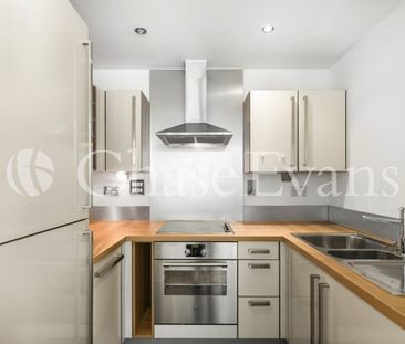 1 Bed Flat, Proton Tower, E14 - Photo 6