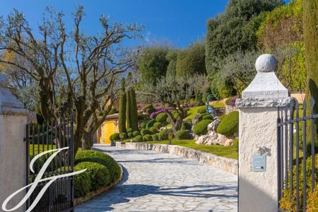 Maison à louer Saint Paul, Cote d'Azur, France - Photo 3