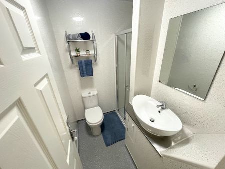 5 Bedrooms, 89 Gulson Road – Student Accommodation Coventry - Photo 2