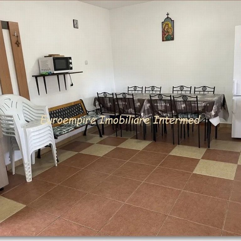 De inchiriat vila cu 7 camere, zona Mamaia Nord - Photo 1