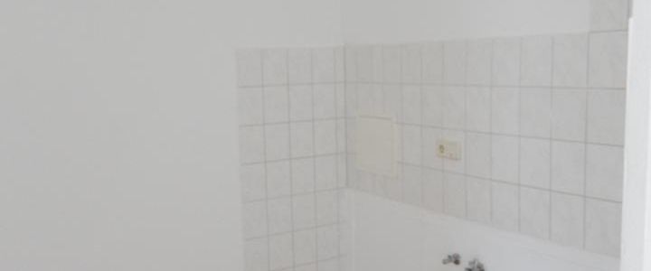 3-Raum-Wohnung mit Balkon und Aufzug - Photo 1