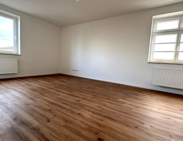 *** Hier wird fleißig gewerkelt! Charmante Altbauwohnung mit Duschbad! *** - Foto 1