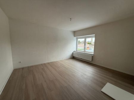 ERPE - MERE - Gerenoveerde rijwoning met tuin. - Photo 3
