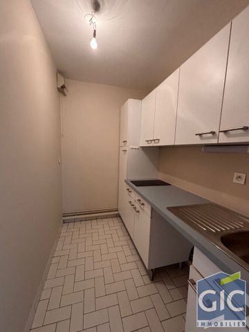 Location Appartement 2 pièces 57m² - Photo 2