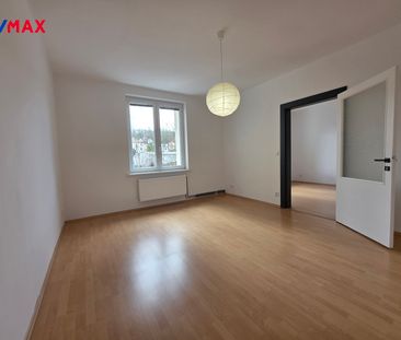 Pronájem bytu 2+1 65 m² - Photo 1