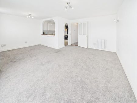 2 bedroom flat to rent - Photo 4