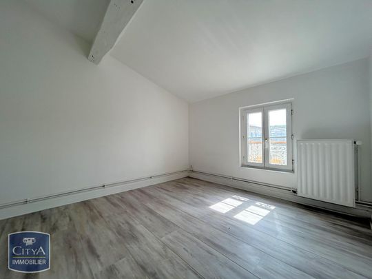 Location Appartement 2 pièces 35m² SAINTES 17100 - Photo 1