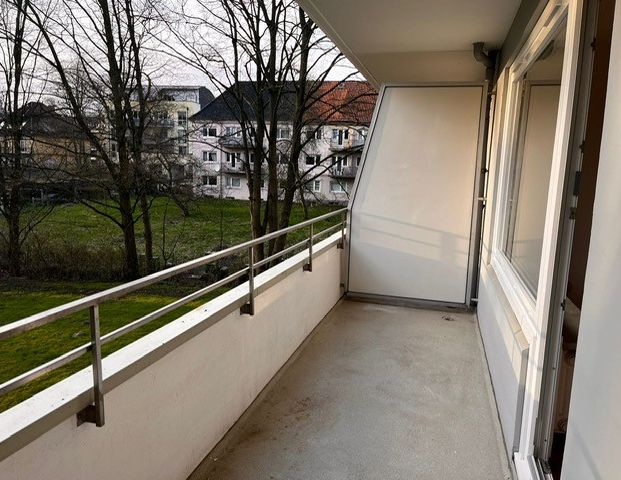 1-Zimmer-Wohnung mit Balkon im 7. OG - Foto 1