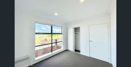 A Vibrant New Neighbourhood - Photo 5