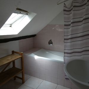 Location Appartement 1 pièce 23m² CHATEAUBRIANT 44110 - Photo 2