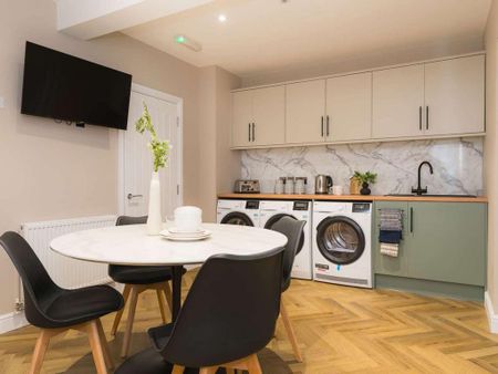 6 bedroom house of multiple occupation to rent - Photo 3