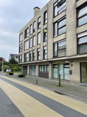 Compleet gerenoveerd appartement met garage nabij cetrum. - Foto 1