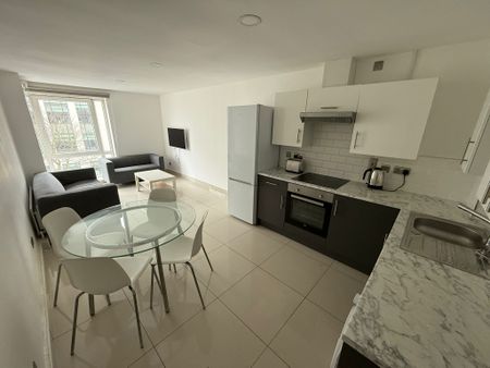 Flat 44, Samara Plaza, LS2 9DU, Leeds - Photo 3