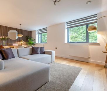 2 bedroom flat to rent - Photo 2