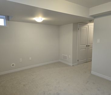 For Lease - 5959 Saigon Street Unit# Basement, Mississauga, Ontario - Photo 4