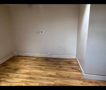 2 Bed Maisonette, Lancelot Road, HA0 - Photo 1