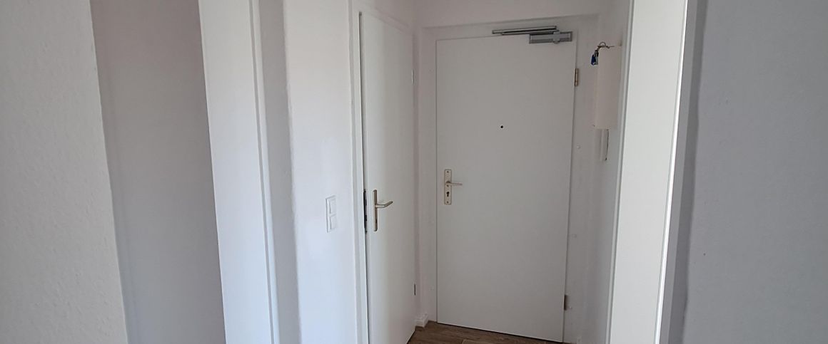 Sanierte 3-Raum Wohnung im Zentrum von Bitterfeld - Foto 1