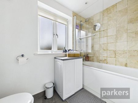 2 bedroom end of terrace house to rent - Photo 3