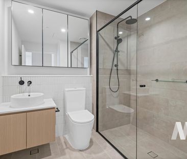 The WOW factor is alive at Ivanhoe Gardens - Photo 6