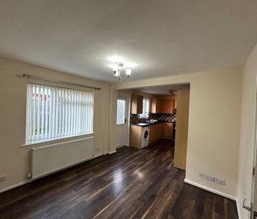 Mainwaring Road, Bromborough - Photo 3