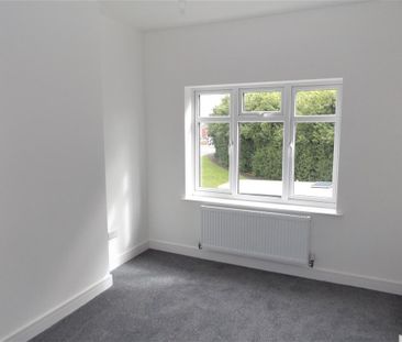 3 bedroom semi-detached house to rent - Photo 6
