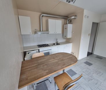 Location Appartement 1 pièce 22m² TULLE 19000 - Photo 2