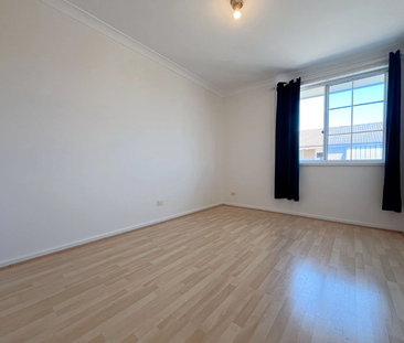 Spacious & Convenient Living in the Heart of Hurstville - Photo 3