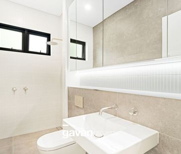 Contemporary Luxury | Brand New Townhouse - Photo 5