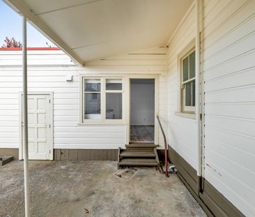 B / 38 Argyle Street, Hawera, South Taranaki, Taranaki 4610 - Photo 2