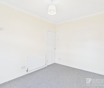 2 Bedroom Terraced House - Photo 2