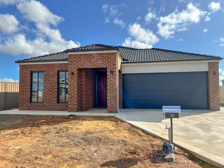 13 Nurtja Drive, 3620, Kyabram Vic - Photo 5