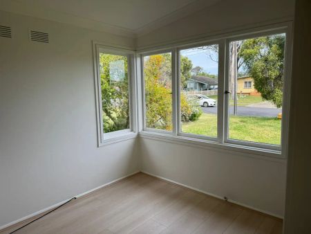 “Ideal location” - Photo 2