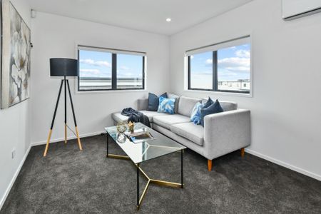 One Bedroom Loft - Self Contained - Photo 5