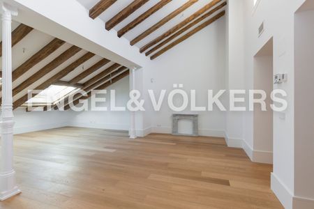 Alquiler de ático en Calle de Génova - Photo 5